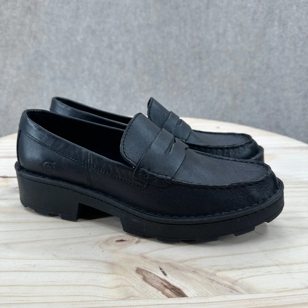 Born Carrera Penny Loafers Womens 9 Black Leather Chunky Lug Sole Shoes